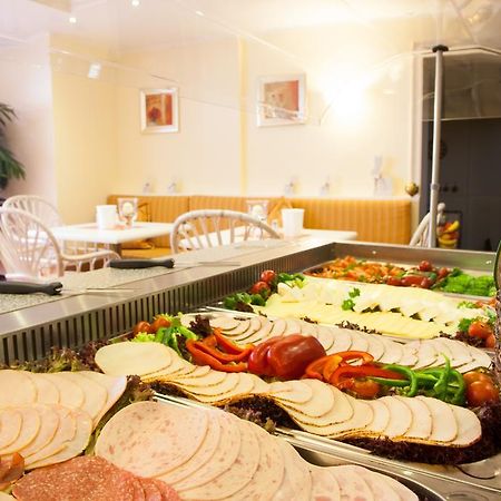 Trip Inn Hotel Ariane Köln Ngoại thất bức ảnh