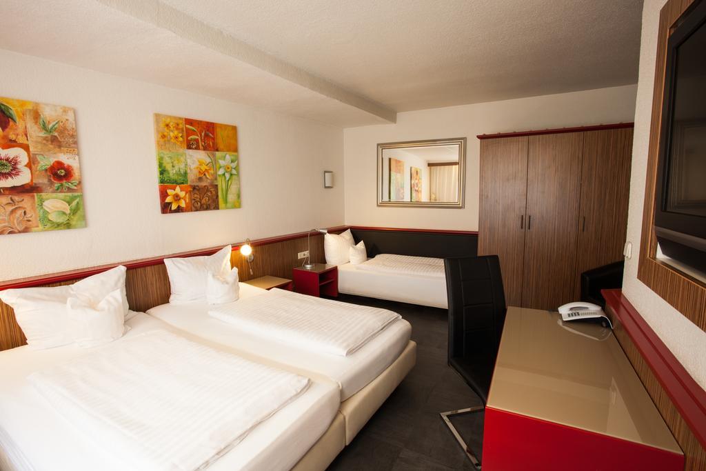 Trip Inn Hotel Ariane Köln Phòng bức ảnh