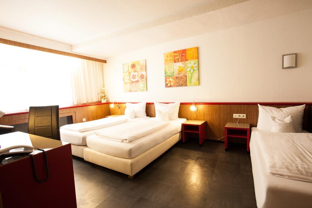 Trip Inn Hotel Ariane Köln Phòng bức ảnh