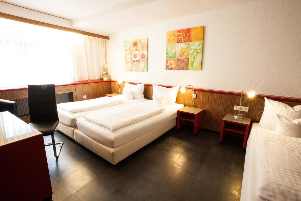 Trip Inn Hotel Ariane Köln Phòng bức ảnh
