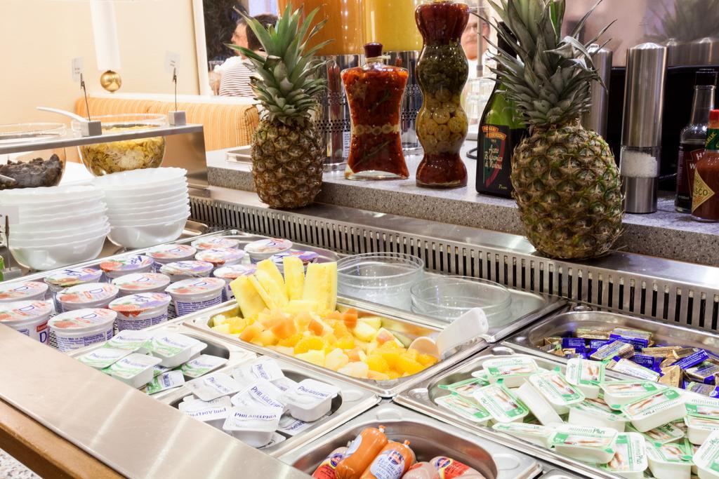 Trip Inn Hotel Ariane Köln Ngoại thất bức ảnh