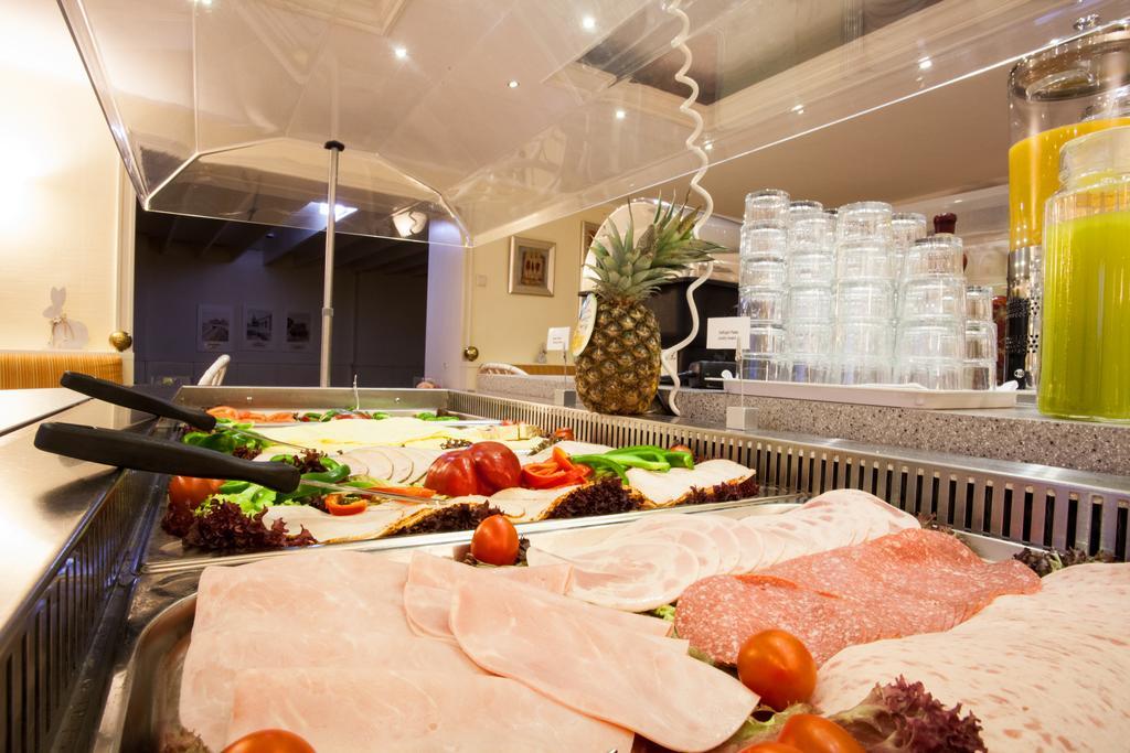 Trip Inn Hotel Ariane Köln Ngoại thất bức ảnh