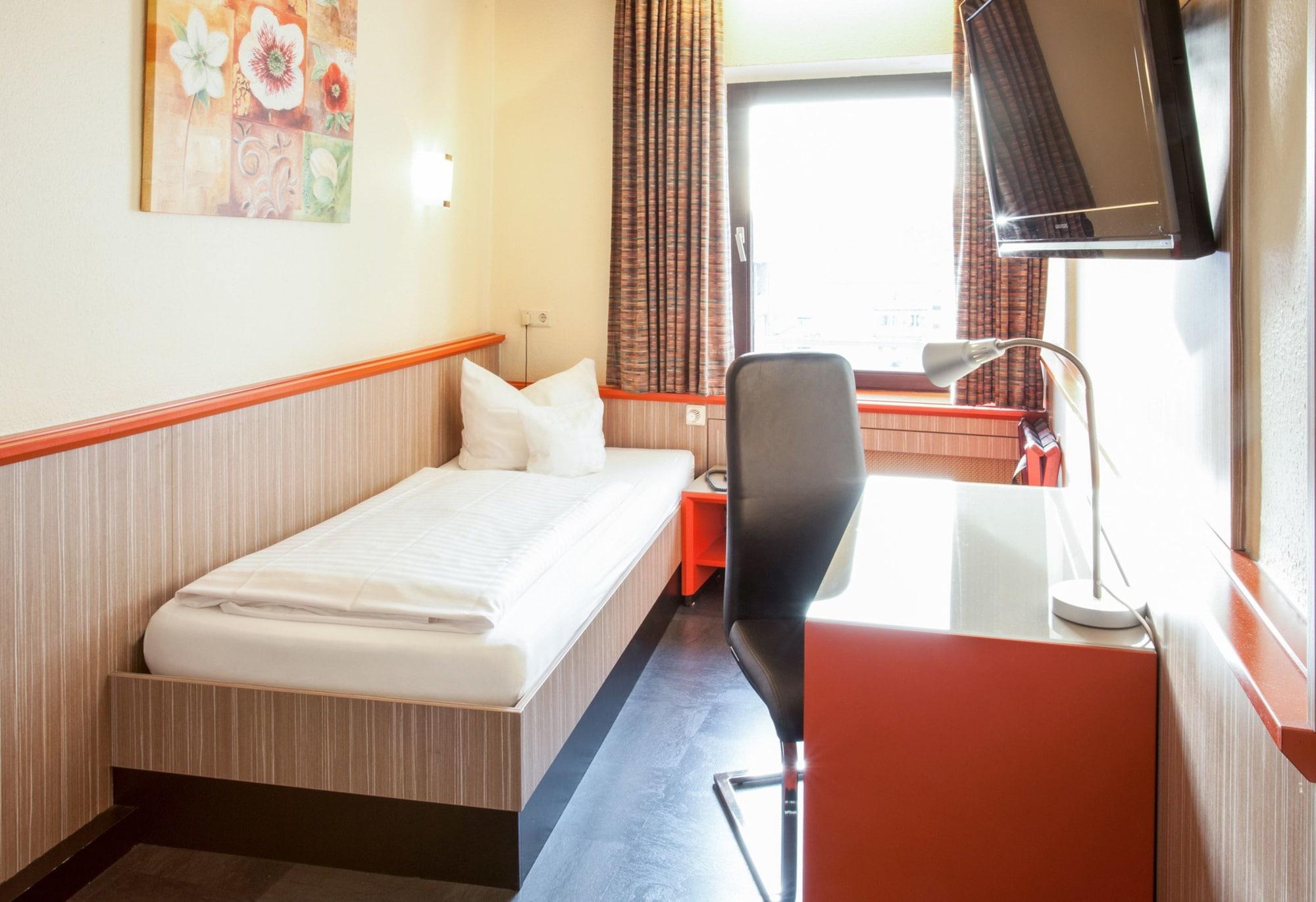Trip Inn Hotel Ariane Köln Ngoại thất bức ảnh
