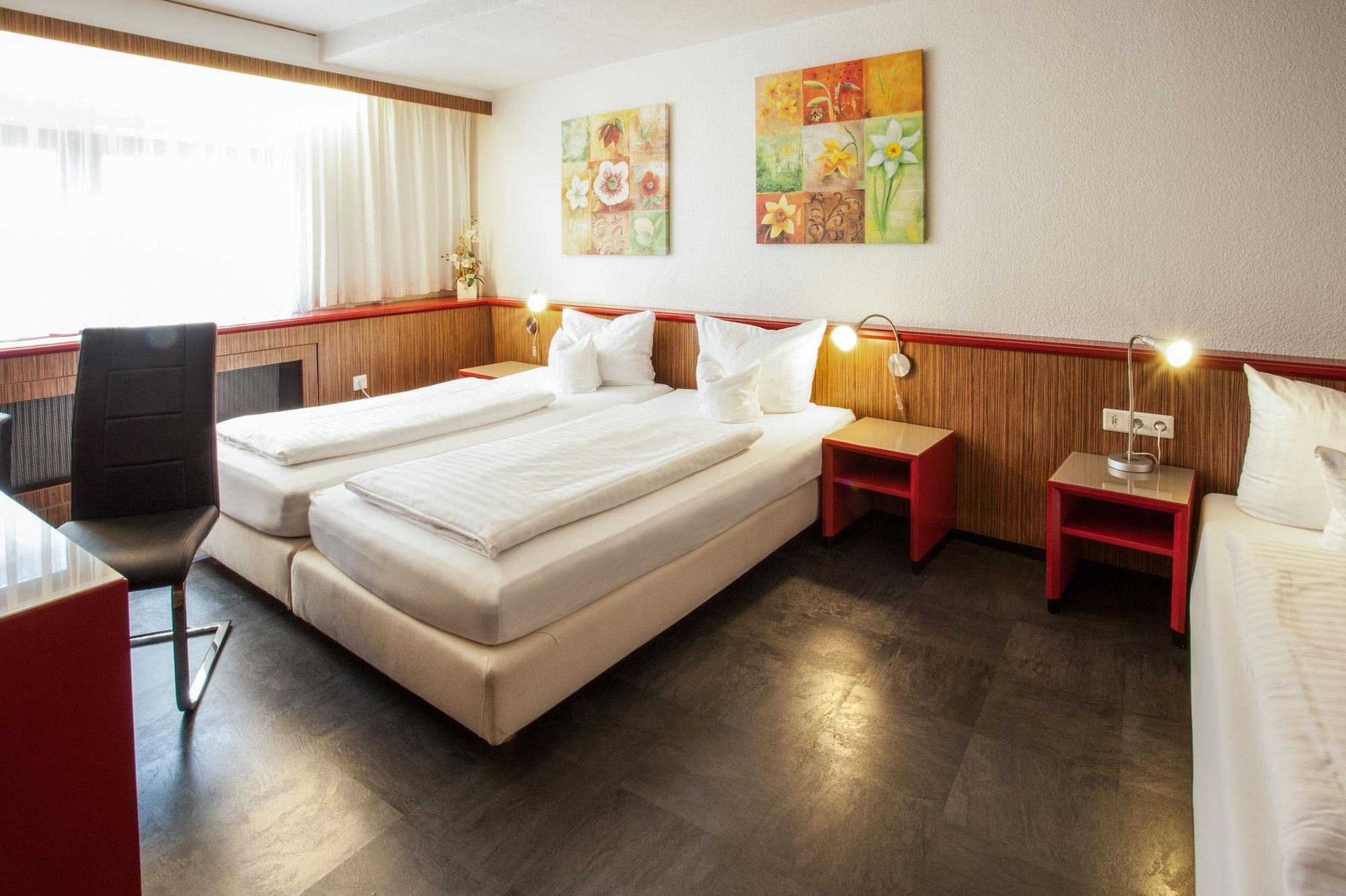 Trip Inn Hotel Ariane Köln Ngoại thất bức ảnh