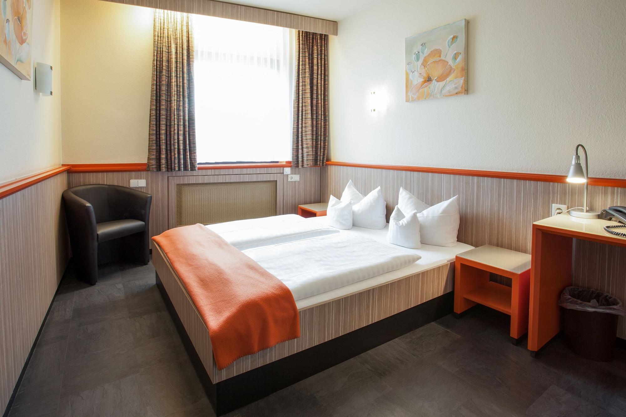 Trip Inn Hotel Ariane Köln Ngoại thất bức ảnh