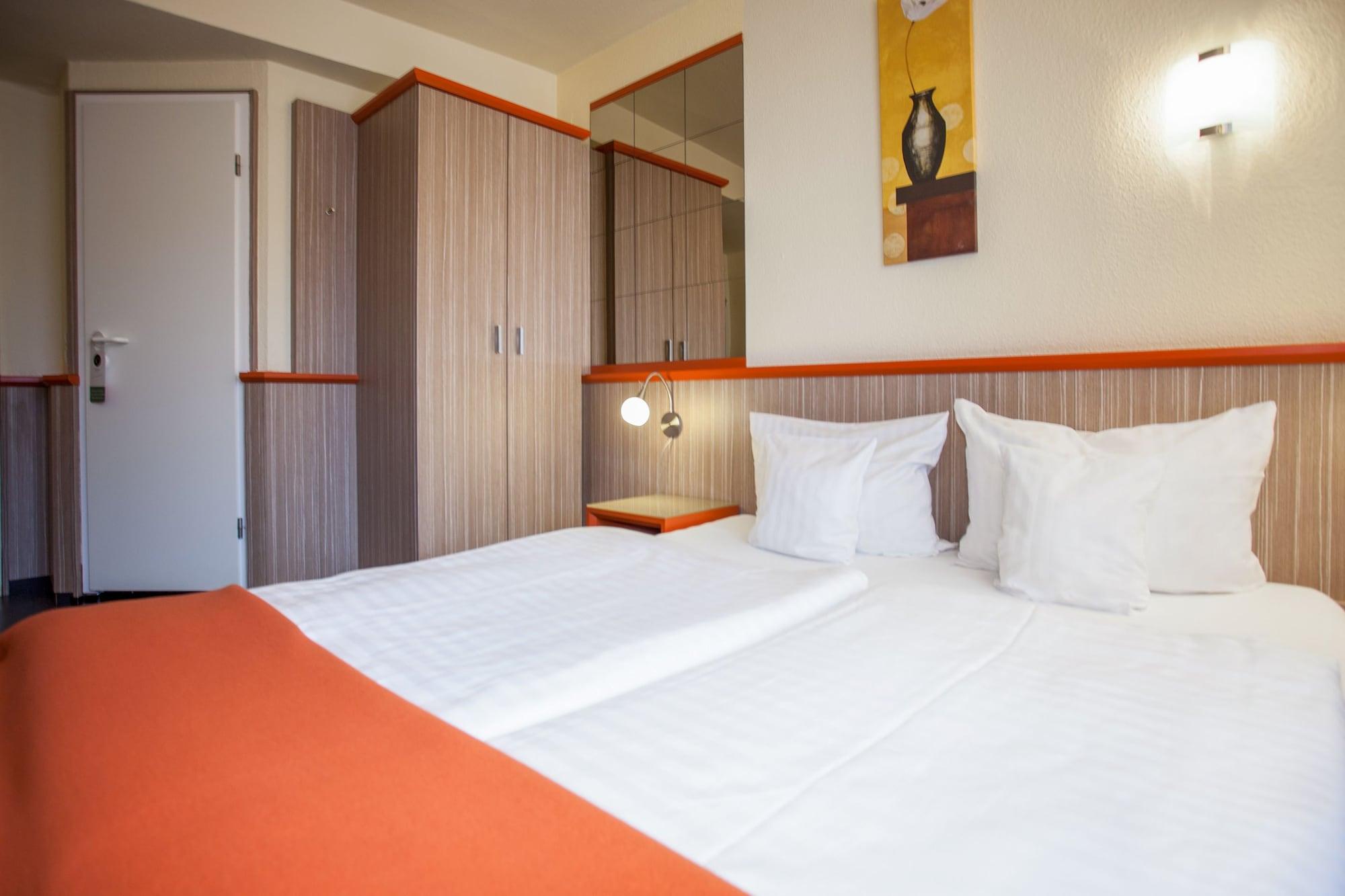 Trip Inn Hotel Ariane Köln Ngoại thất bức ảnh