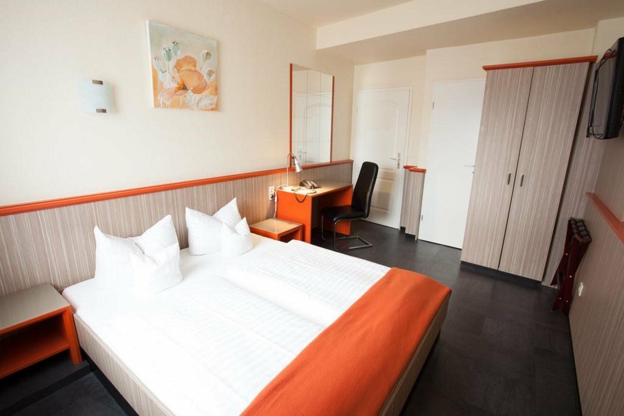 Trip Inn Hotel Ariane Köln Ngoại thất bức ảnh